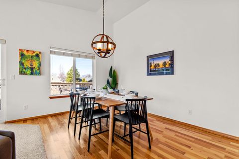 Tiny photo for 2902 NE Pinnacle Place, Bend, OR 97701 (MLS # 220221207)