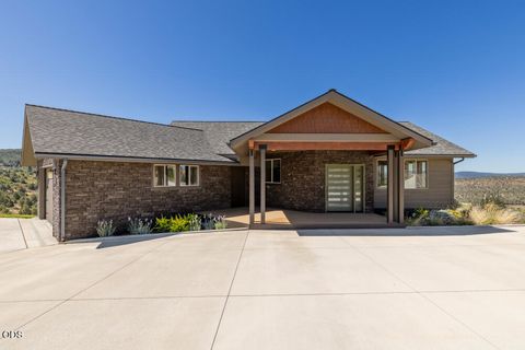 Tiny photo for 7306 Hanks Marsh Vista Vis, Klamath Falls, OR 97601 (MLS # 220222917)