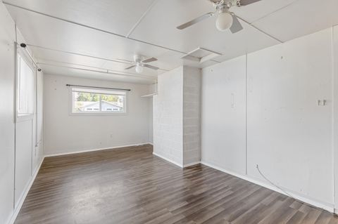 Tiny photo for 1110 SW Juniper Drive, Grants Pass, OR 97526 (MLS # 220215765)