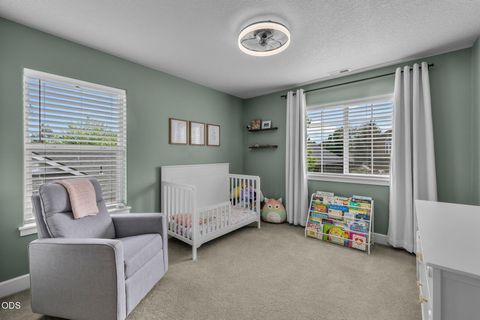 Tiny photo for 21184 Silverado Valley Lane, Bend, OR 97702 (MLS # 220222898)