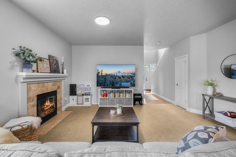 Tiny photo for 21184 Silverado Valley Lane, Bend, OR 97702 (MLS # 220222898)