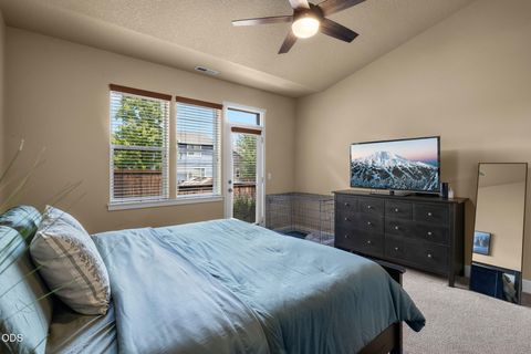 Tiny photo for 21184 Silverado Valley Lane, Bend, OR 97702 (MLS # 220222898)
