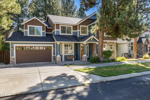Photo of 60984 Snowberry Place, Bend, OR 97702 (MLS # 220228355)