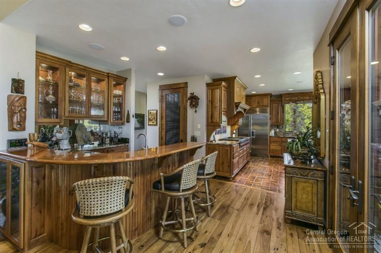 Broken Top - Residential