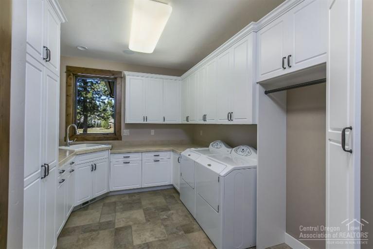 Broken Top - Residential