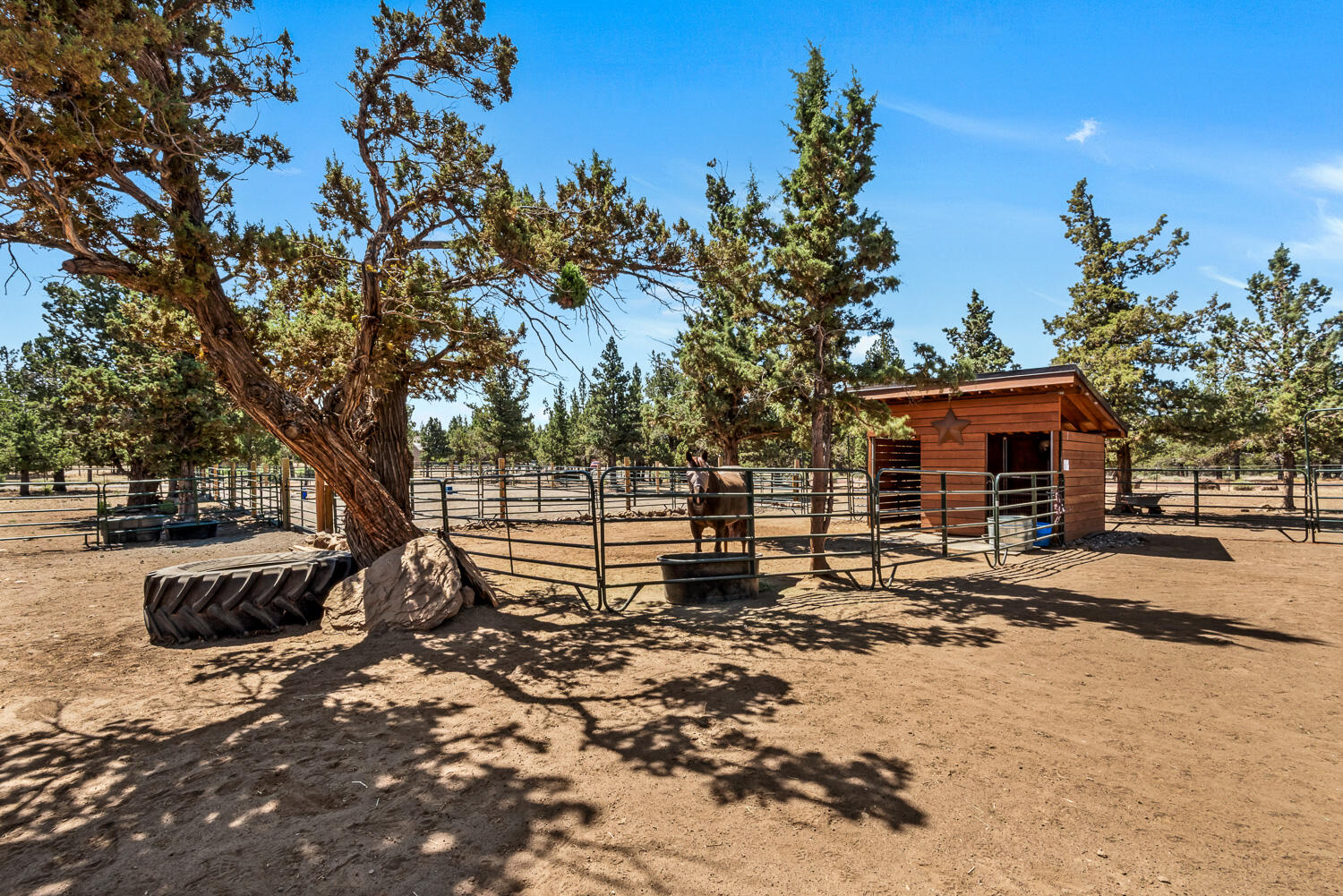 Sunglo West - Residential