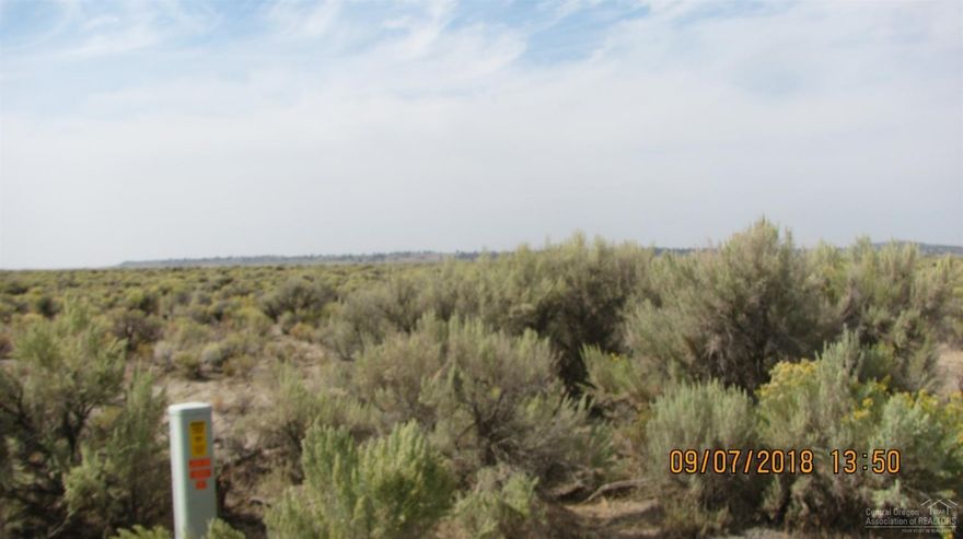 A flat property only a short distance north of Christmas Valley. Adapted to alfalfa or other locally produced crops.