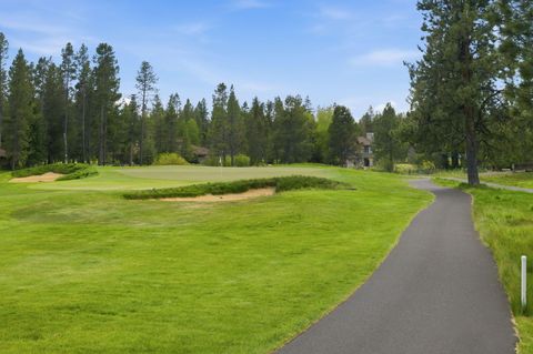 Tiny photo for 17654 Pinnacle Lane # 16, Sunriver, OR 97707 (MLS # 220221691)