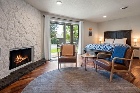 Photo of 17654 Pinnacle Lane # 16, Sunriver, OR 97707 (MLS # 220221691)