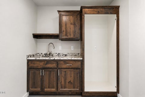 Tiny photo for 7871 Houston Loop, White City, OR 97503 (MLS # 220223931)