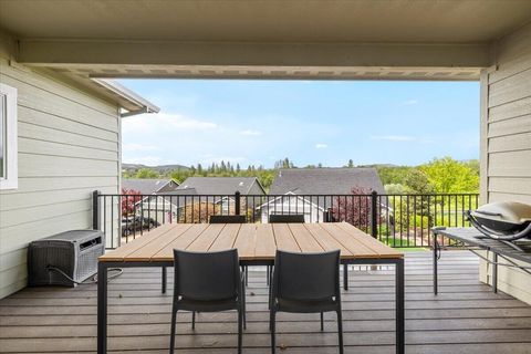 Tiny photo for 221 Skyhawk Drive, Eagle Point, OR 97524 (MLS # 220219948)