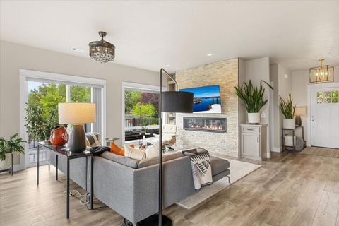 Tiny photo for 221 Skyhawk Drive, Eagle Point, OR 97524 (MLS # 220219948)