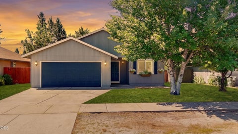 Photo of 16457 Heath Drive, La Pine, OR 97739 (MLS # 220224957)