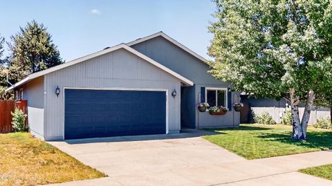 Tiny photo for 16457 Heath Drive, La Pine, OR 97739 (MLS # 220224957)