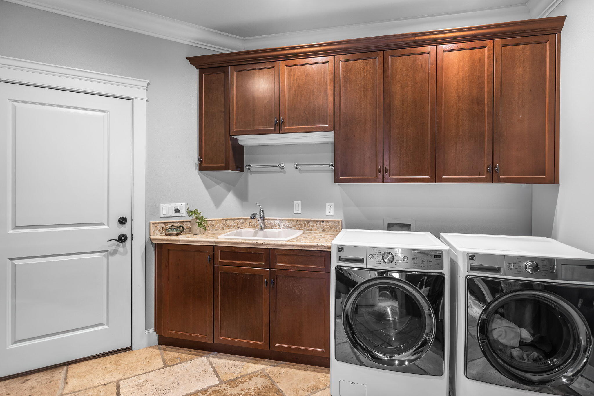 Broken Top - Residential