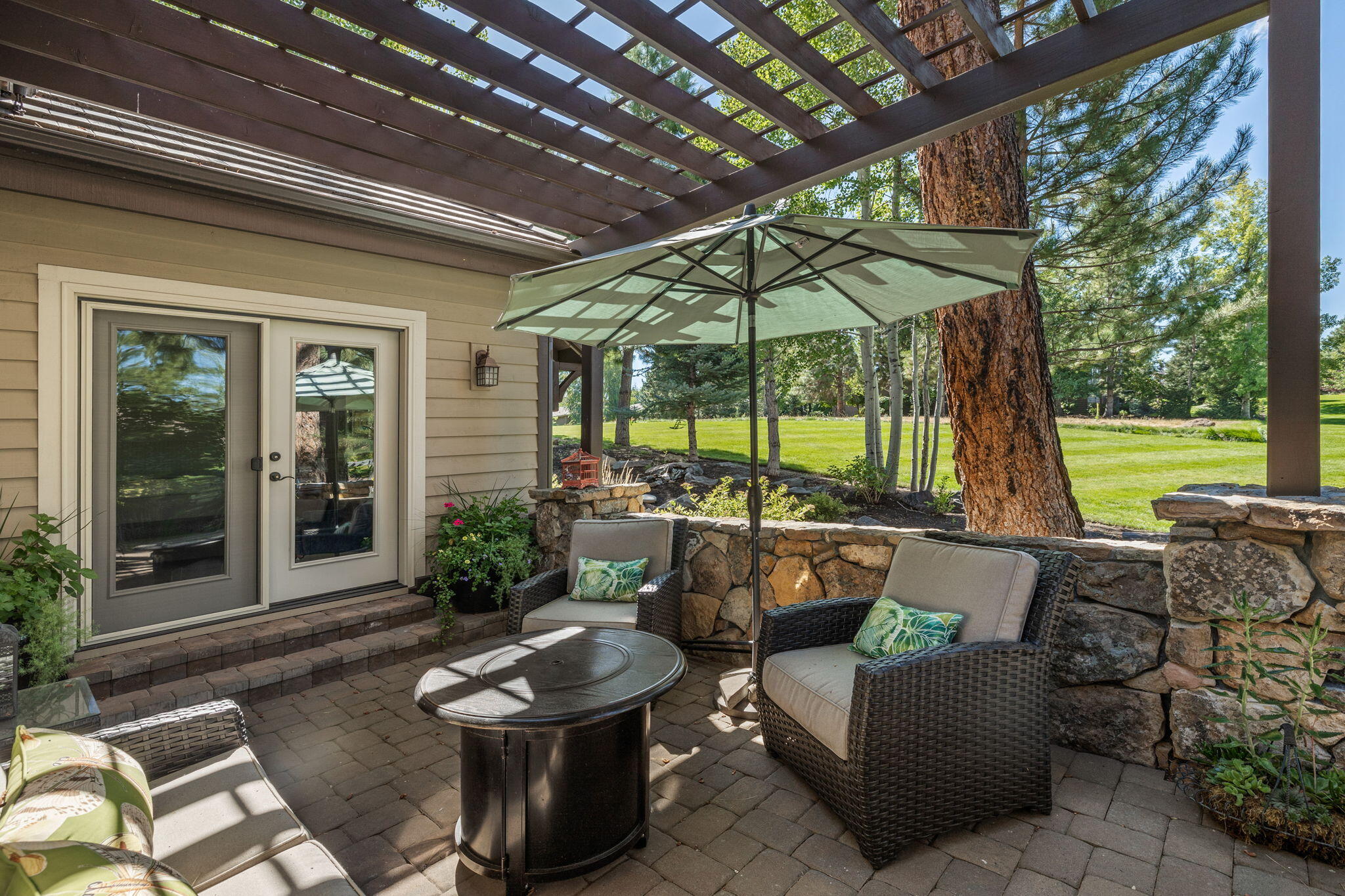 Broken Top - Residential