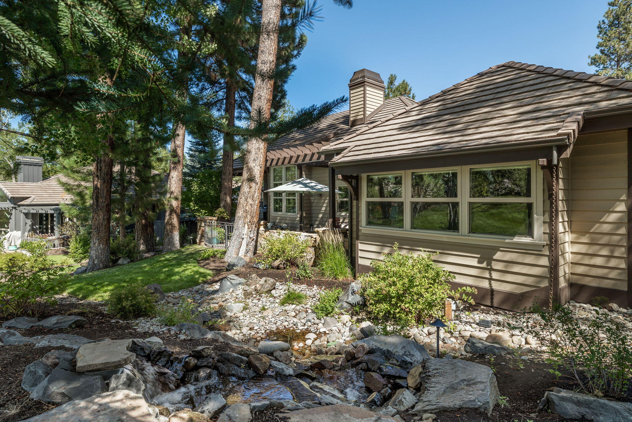 Broken Top - Residential