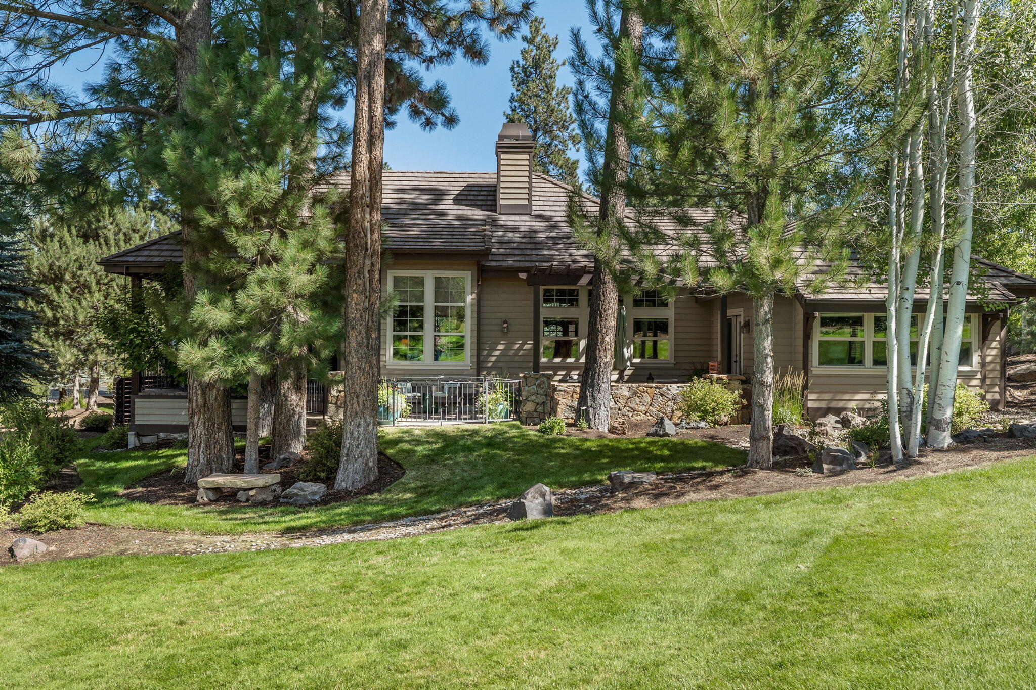 Broken Top - Residential