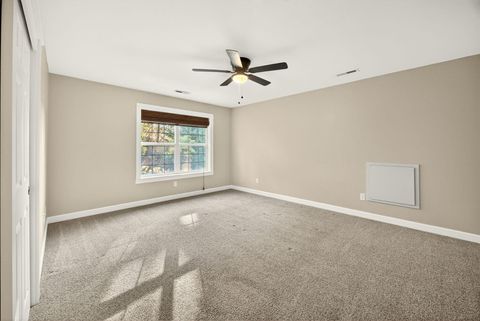 Tiny photo for 4102 Hidden Valley Court, Medford, OR 97504 (MLS # 220214080)