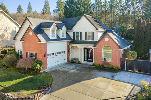 Tiny photo for 4102 Hidden Valley Court, Medford, OR 97504 (MLS # 220214080)