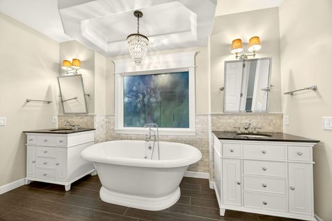 Tiny photo for 4102 Hidden Valley Court, Medford, OR 97504 (MLS # 220214080)