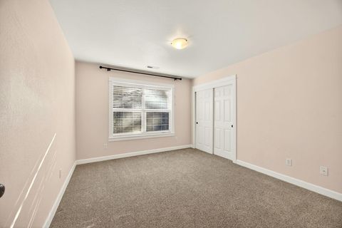 Tiny photo for 4102 Hidden Valley Court, Medford, OR 97504 (MLS # 220214080)