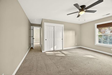 Tiny photo for 4102 Hidden Valley Court, Medford, OR 97504 (MLS # 220214080)