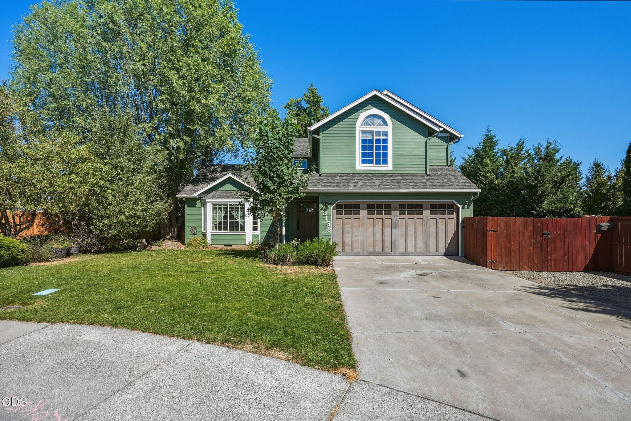 3138 NE Richmond Court