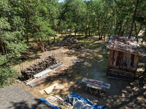 Tiny photo for 8081 W Evans Creek Road, Rogue River, OR 97537 (MLS # 220217338)