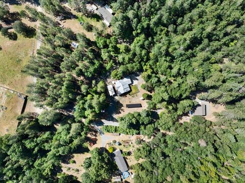 Tiny photo for 8081 W Evans Creek Road, Rogue River, OR 97537 (MLS # 220217338)