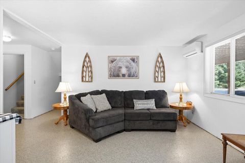 Tiny photo for 8081 W Evans Creek Road, Rogue River, OR 97537 (MLS # 220217338)