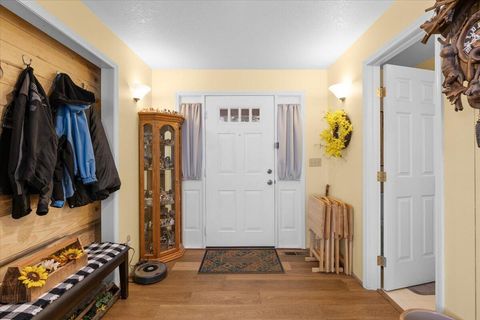 Tiny photo for 8081 W Evans Creek Road, Rogue River, OR 97537 (MLS # 220217338)