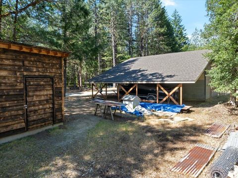 Tiny photo for 8081 W Evans Creek Road, Rogue River, OR 97537 (MLS # 220217338)