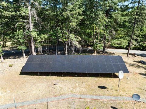 Tiny photo for 8081 W Evans Creek Road, Rogue River, OR 97537 (MLS # 220217338)