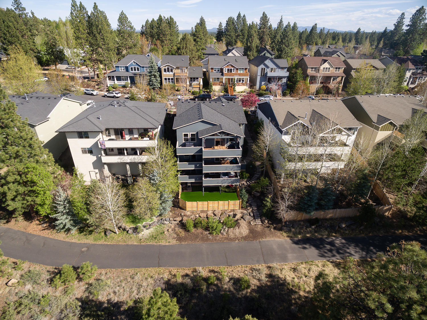 Skyliner Summit - Residential