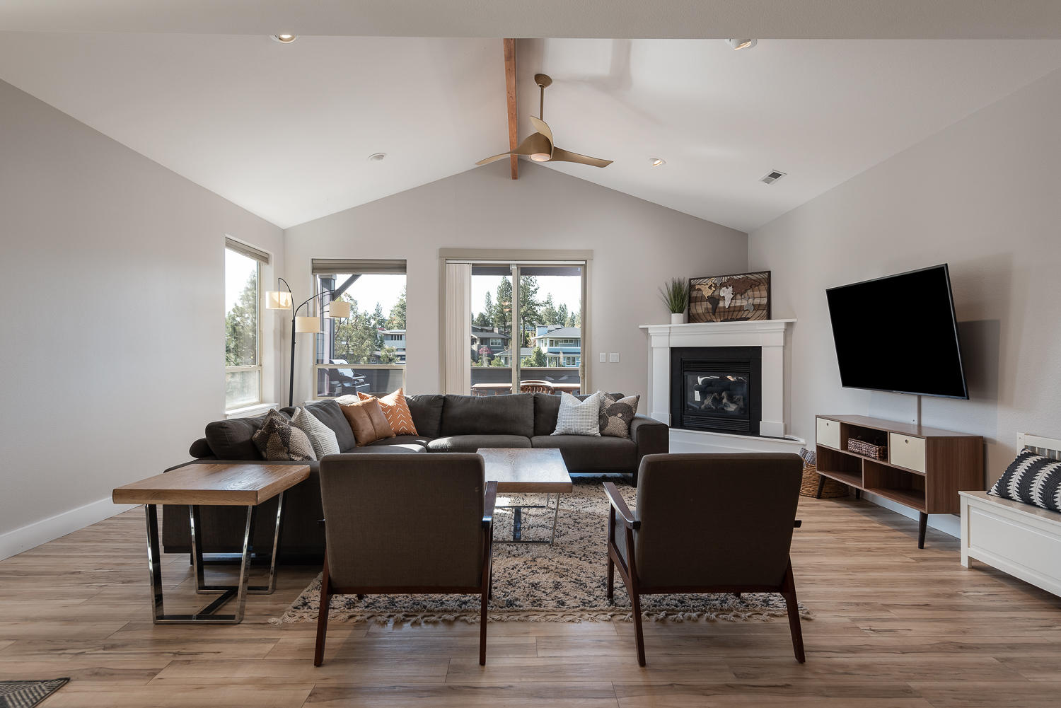 Skyliner Summit - Residential