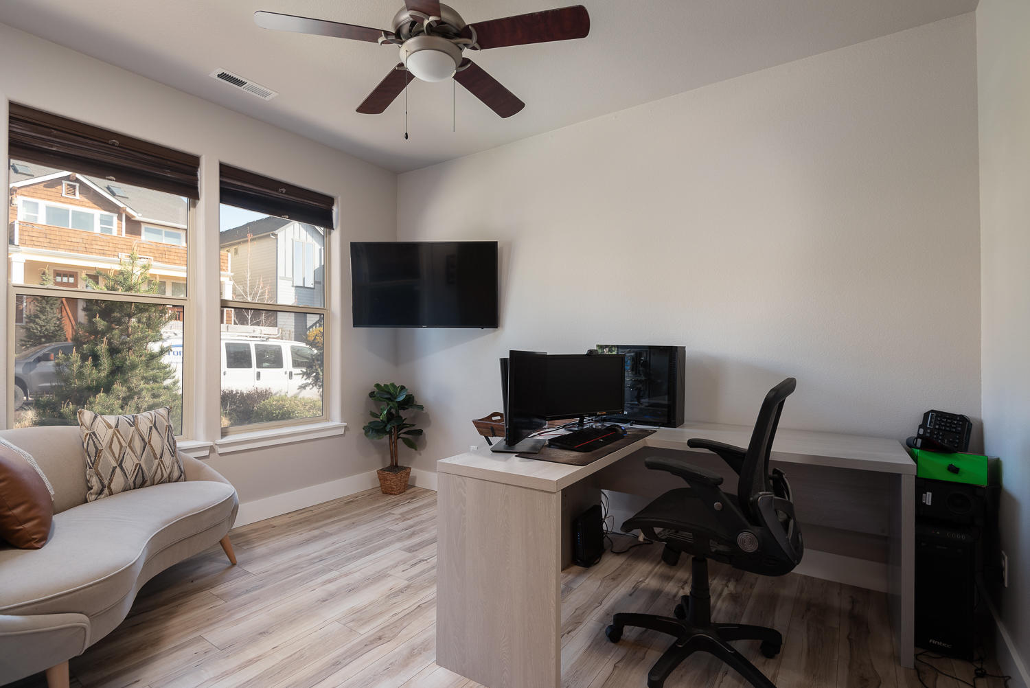 Skyliner Summit - Residential