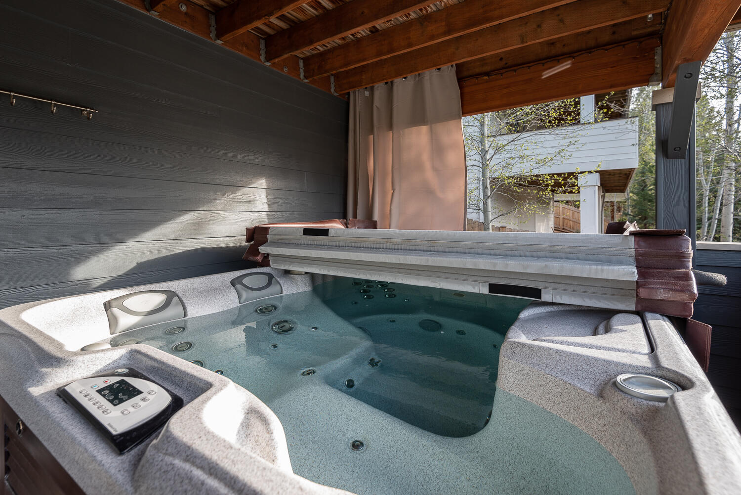 Skyliner Summit - Residential