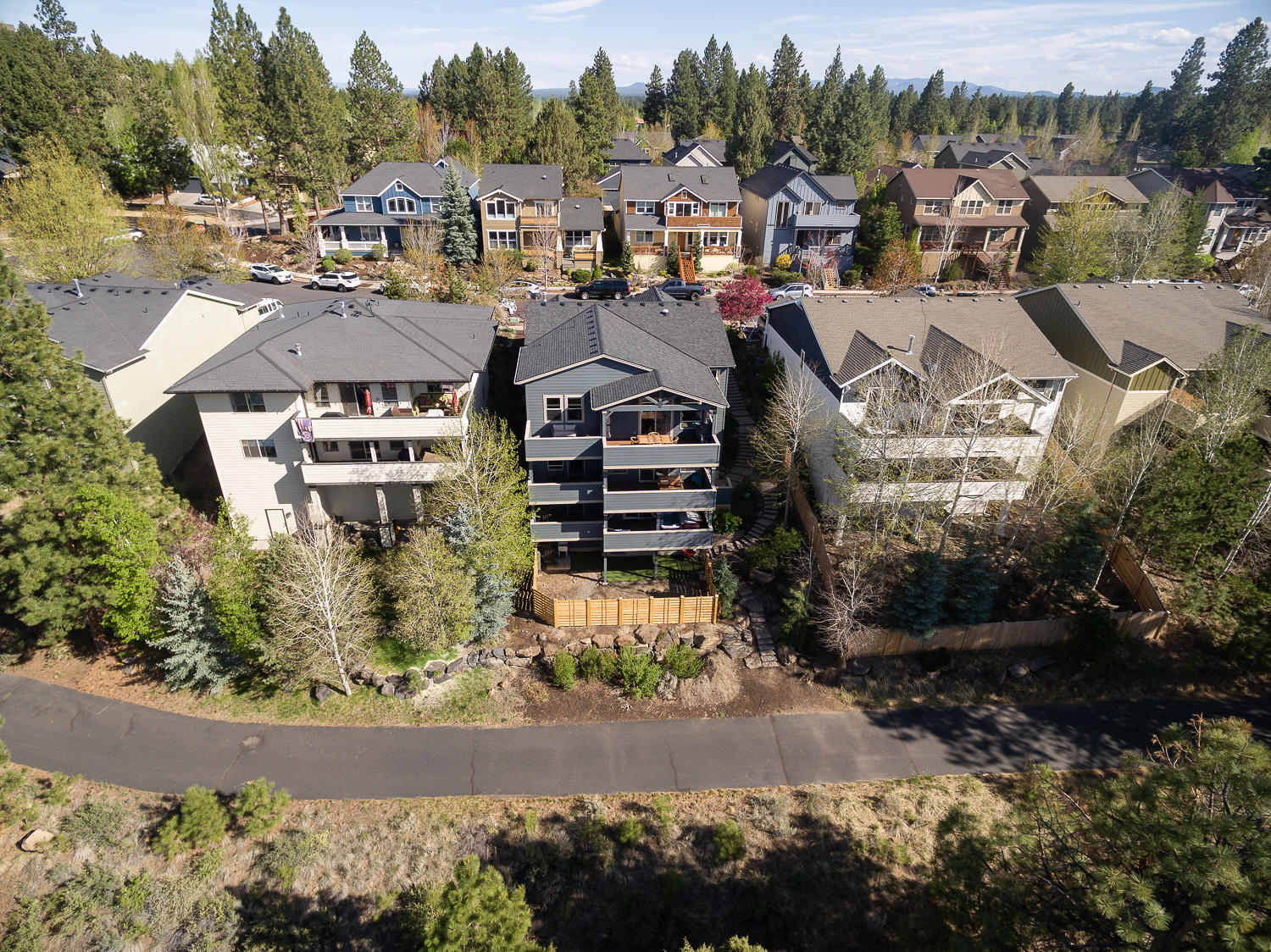 Skyliner Summit - Residential