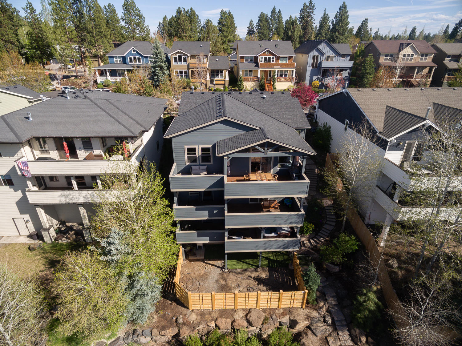 Skyliner Summit - Residential