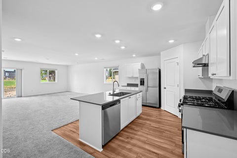 Tiny photo for 51779 Jubilee Pine Dr Dr, La Pine, OR 97739 (MLS # 220220211)
