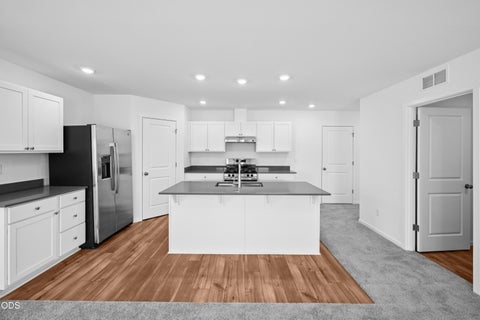 Tiny photo for 51779 Jubilee Pine Dr Dr, La Pine, OR 97739 (MLS # 220220211)