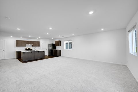 Tiny photo for 51779 Jubilee Pine Dr Dr, La Pine, OR 97739 (MLS # 220220211)