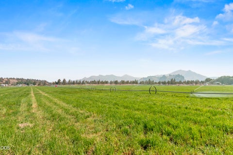 Tiny photo for 8450 NE 1st Street, Terrebonne, OR 97760 (MLS # 220227100)