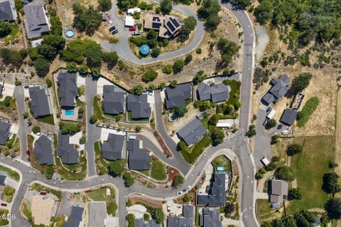Tiny photo for 2391 Robertson Crest CRST, Grants Pass, OR 97527 (MLS # 220222838)