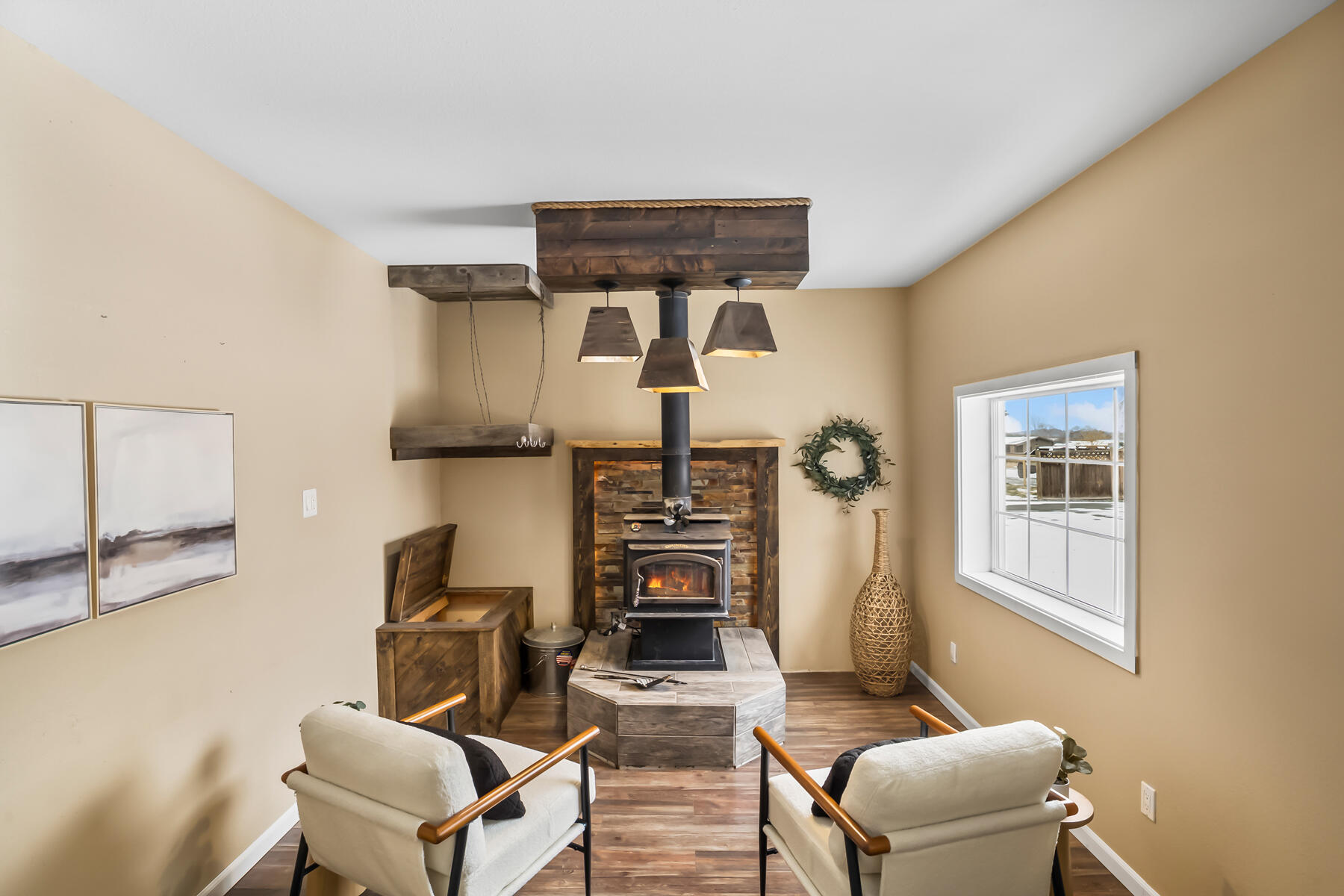 1520 NW Newell Avenue