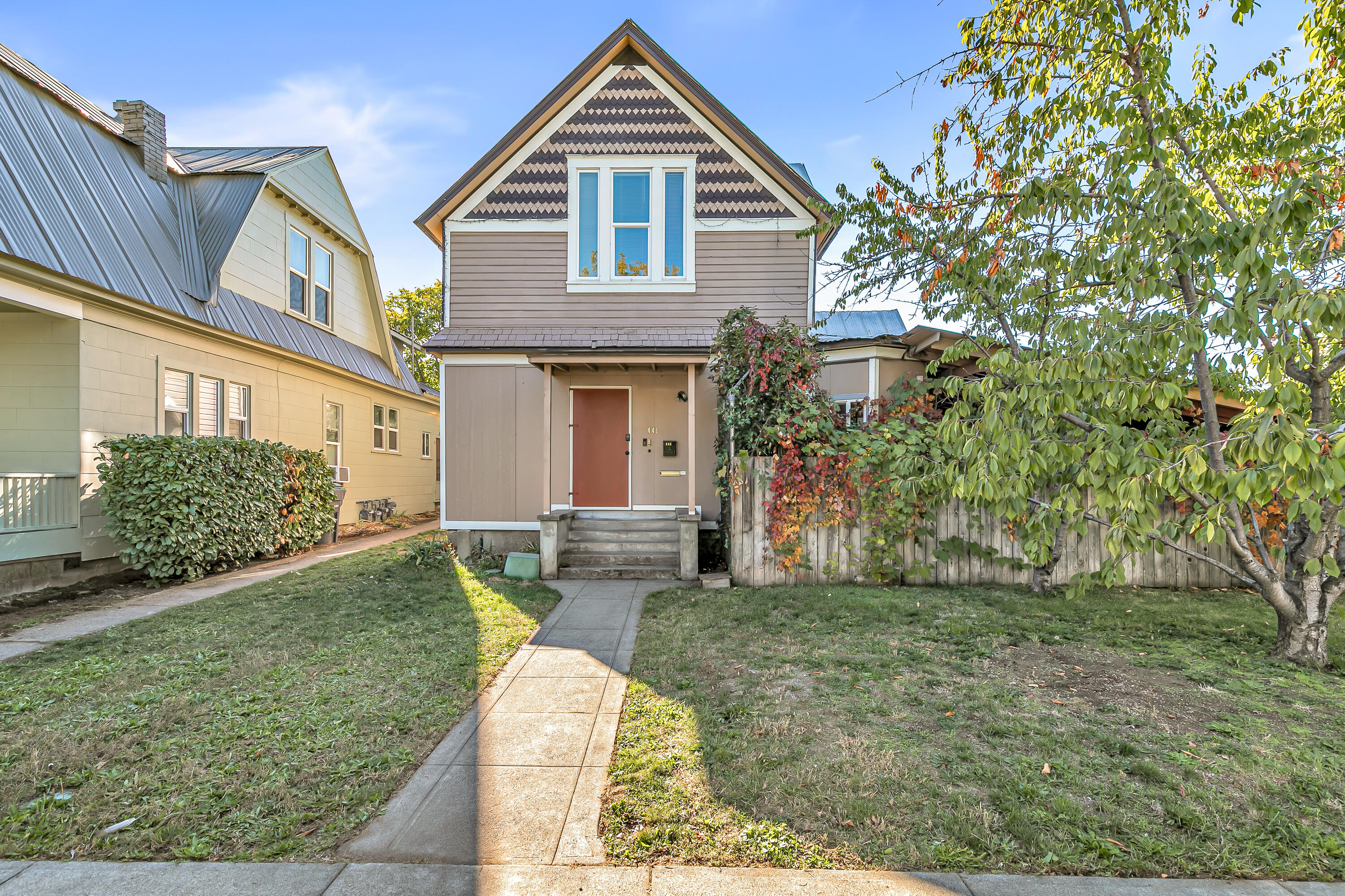 Summit Addition To The City Of Medford - Residential Income