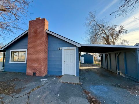 Photo of 308 Lytton Street, Klamath Falls, OR 97601 (MLS # 220214986)