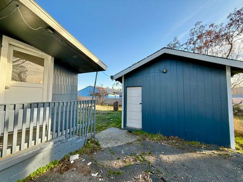 Tiny photo for 308 Lytton Street, Klamath Falls, OR 97601 (MLS # 220214986)
