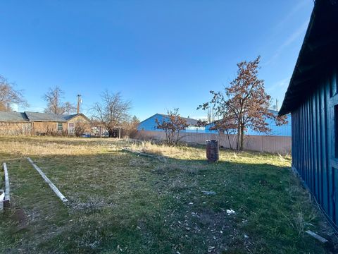 Tiny photo for 308 Lytton Street, Klamath Falls, OR 97601 (MLS # 220214986)